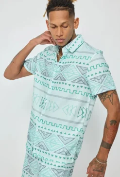 Ensemble short à motif géométrique