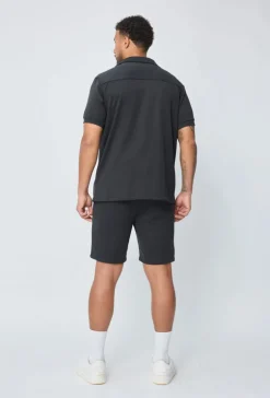 Ensemble short et chemise classique