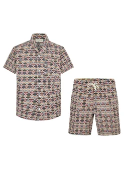 Ensemble short et chemise a motifs géométriques