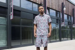 Ensemble tribal géométrique