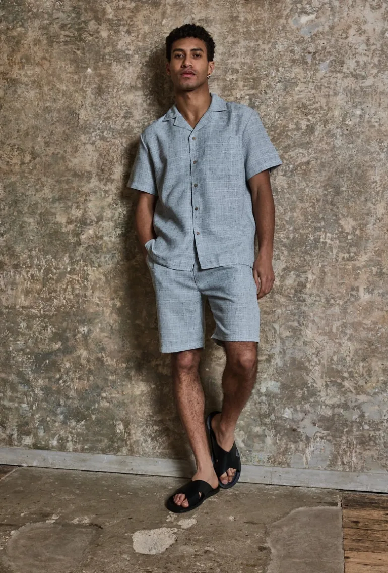 Ensemble uni chemise manches courtes short