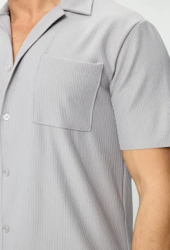 Ensemble uni plissé chemise et short