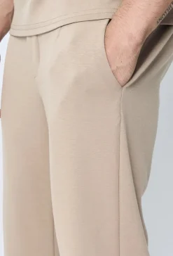 Ensemble uni t-shirt et pantalon