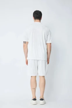 Ensemble uni t-shirt et short