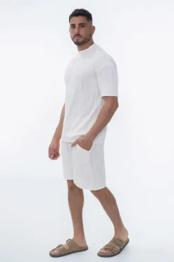 Ensemble uni t-shirt et short