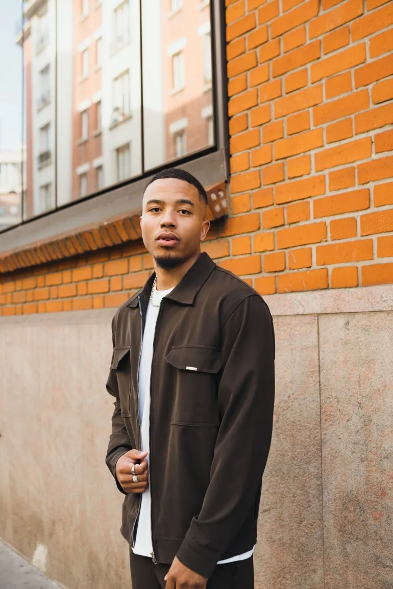 Ensemble uni veste pantalon cargo
