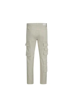 Jean regular fit à poches multiples