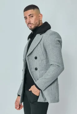 Manteau long boutonné