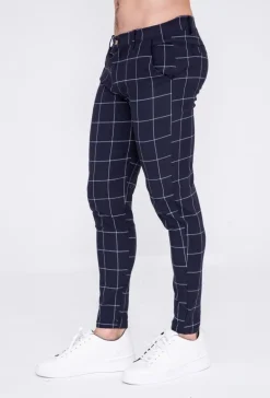 Pantalon à carreaux : style tendance pour homme