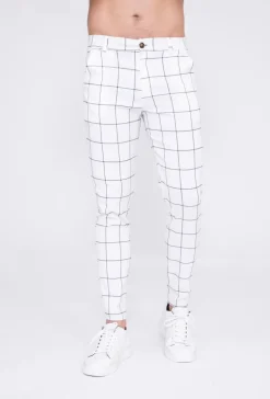 Pantalon à carreaux : style tendance pour homme