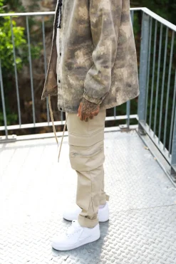 Pantalon cargo jogger avec détail zippé