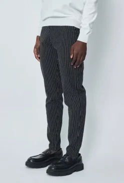 Pantalon chino à rayures