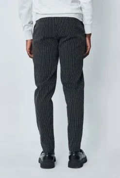 Pantalon chino à rayures