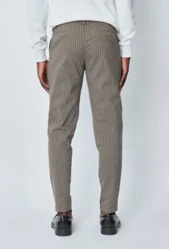 Pantalon chino à rayures