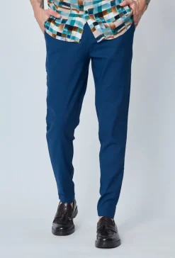 Pantalon chino classique uni