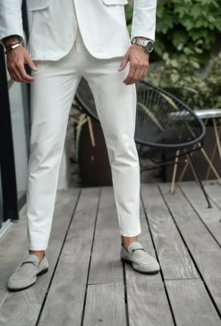 Pantalon chino classique uni