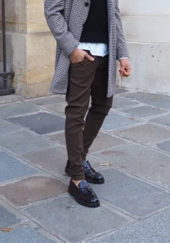 Pantalon chino classique uni