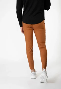 Pantalon chino classique uni