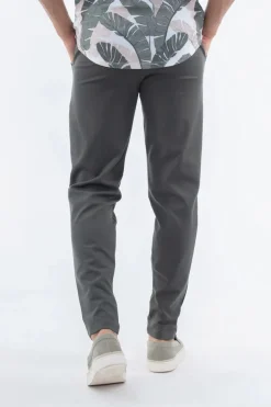Pantalon chino classique uni