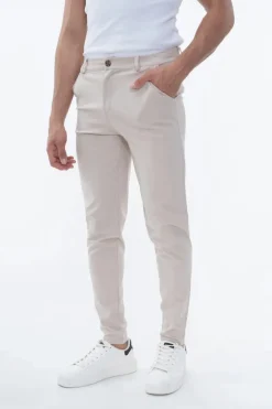 Pantalon chino classique uni