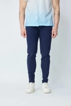 Pantalon chino classique uni