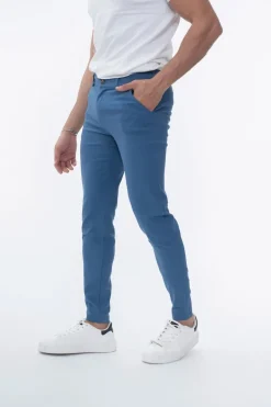Pantalon chino classique uni