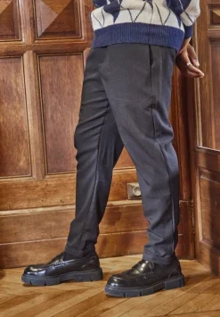 Pantalon classique uni coupe droite