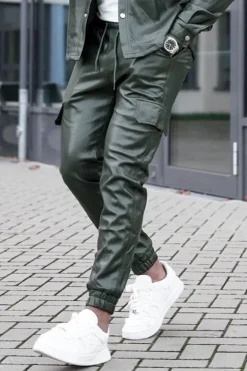 Pantalon jogger cargo similicuir