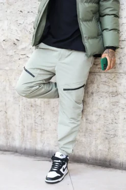 Pantalon jogging pour homme avec plusieurs poches