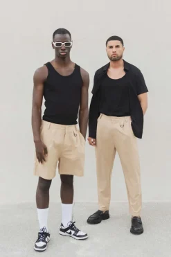 Pantalon élégant à coupe ajustée