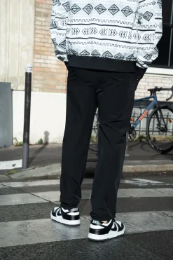 Pantalon uni classique