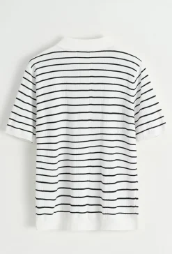 Polo col v