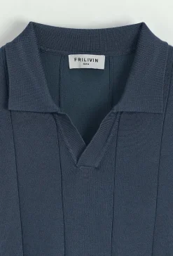 Pull à col chemise ouvert en v