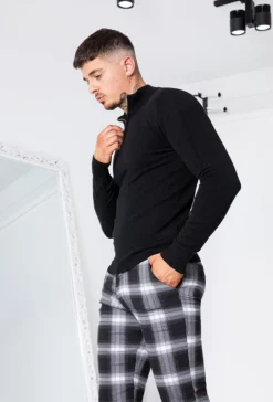 Pull doux et chiné maille fine