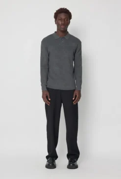 Pull en maille col à revers avec deux boutons