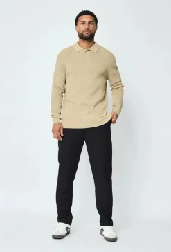 Pull en maille col à revers avec deux boutons