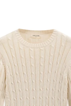 Pull tréssé avec col rond