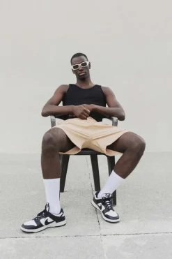 Short chic mi-longueur