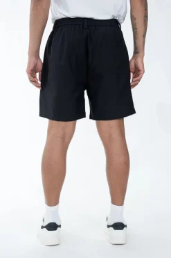 Short chic mi-longueur