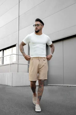 Short chic mi-longueur
