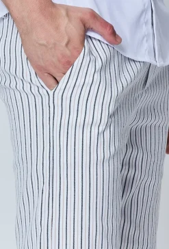 Short chino à carreaux