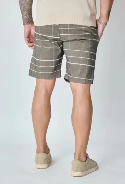 Short chino à carreaux