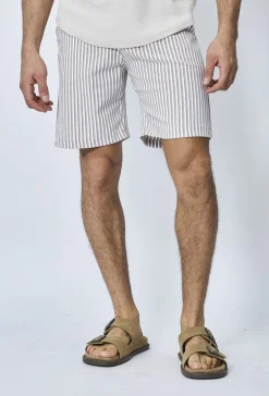Short chino à carreaux