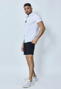 Short chino uni léger stretch et très confortable