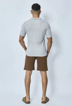 Short chino uni léger stretch et très confortable