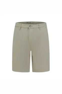 Short classique uni à coupe large