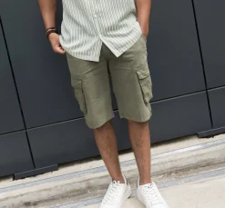 Short en coton avec poches cargo