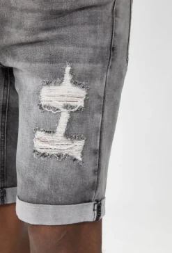 Short jean déchiré