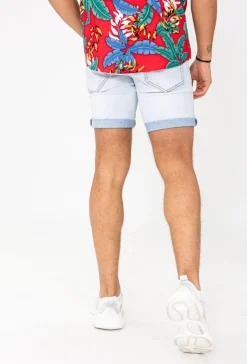 Short jean déchiré