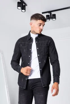 Surchemise jean cintrée à col classique avec finition usée